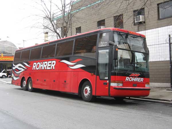 乘坐大巴車(chē)候車(chē)時(shí)的需注意哪些事項(xiàng)?