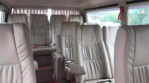 （班車租賃服務公司）能提供哪些方便快捷的出行選項？